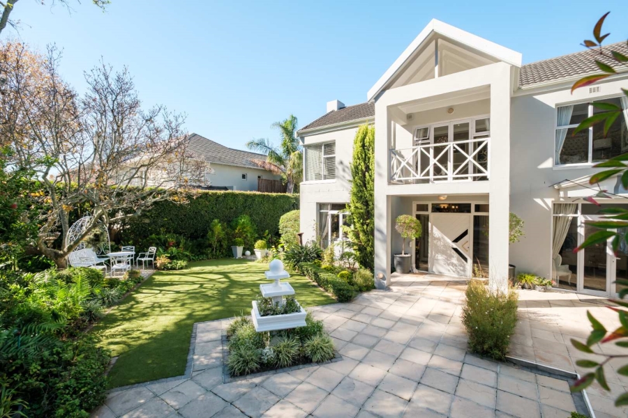 6 Bedroom Property for Sale in Newlands Western Cape
